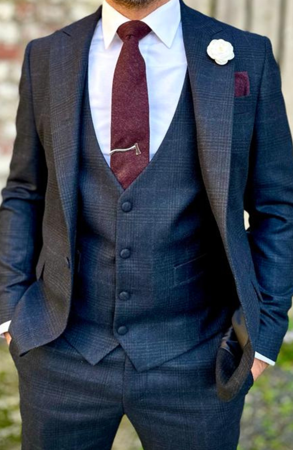 ARRANMORE: 3 PIECE SUIT