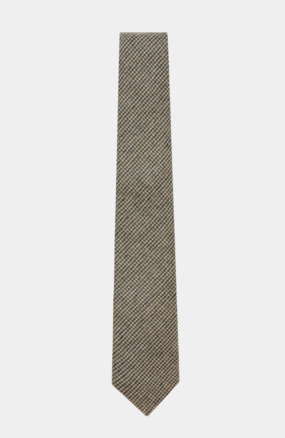TIREE TIE